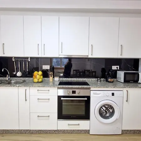 Pedras Do Val 公寓式酒店