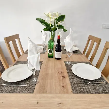 Pedras Do Val Apartment *