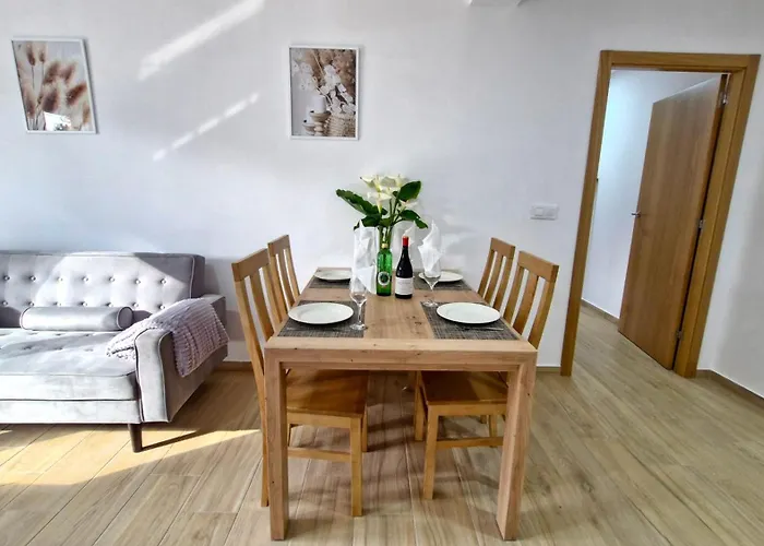 Pedras Do Val Hotel apartamentowy 3*